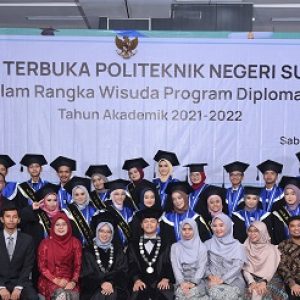 Cerita Wisuda Ke-IV POLSUB, Wisudawan JMI Siap Kerja dan Wirausaha