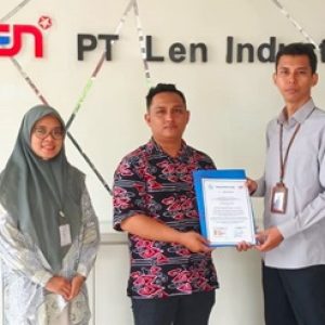 Terapkan Project Based Learning, JTIK Ajak PT. Len Industri (Persero) Untuk Bekerja Sama